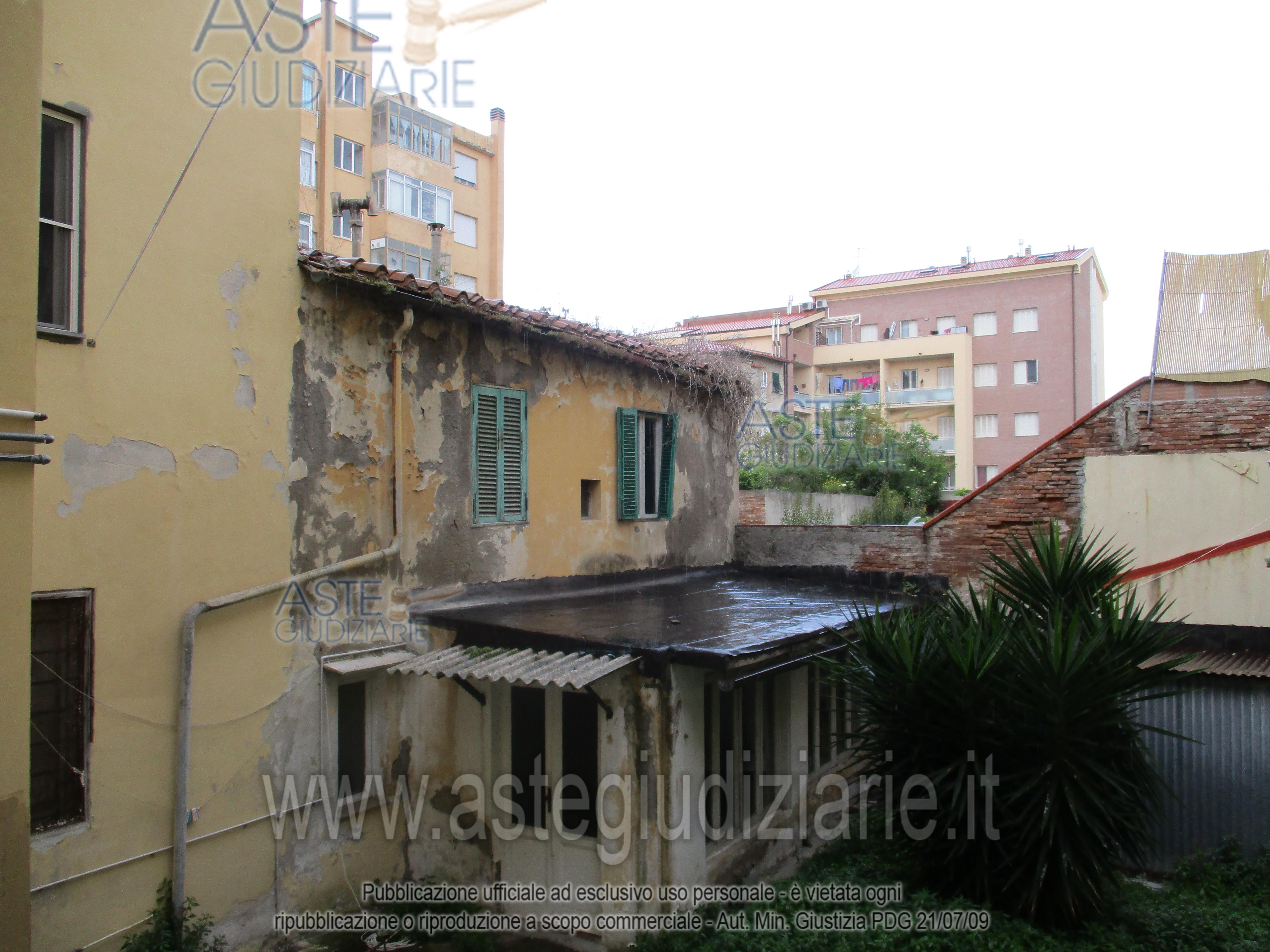 Via Sproni, 9