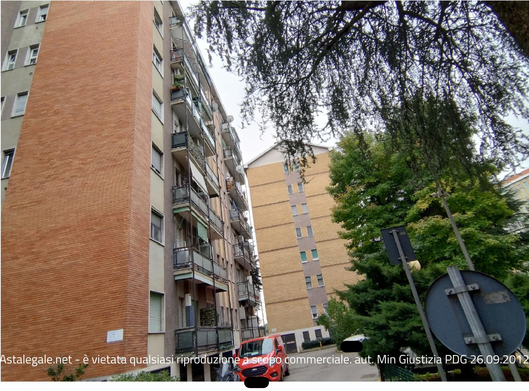 Comune di Milano Via Marco D’Agrate 17
LOTTO 1 appartamentino con solaio
IMMOBILE ALL’ASTA
Maggiori info disponibili su https://pvp