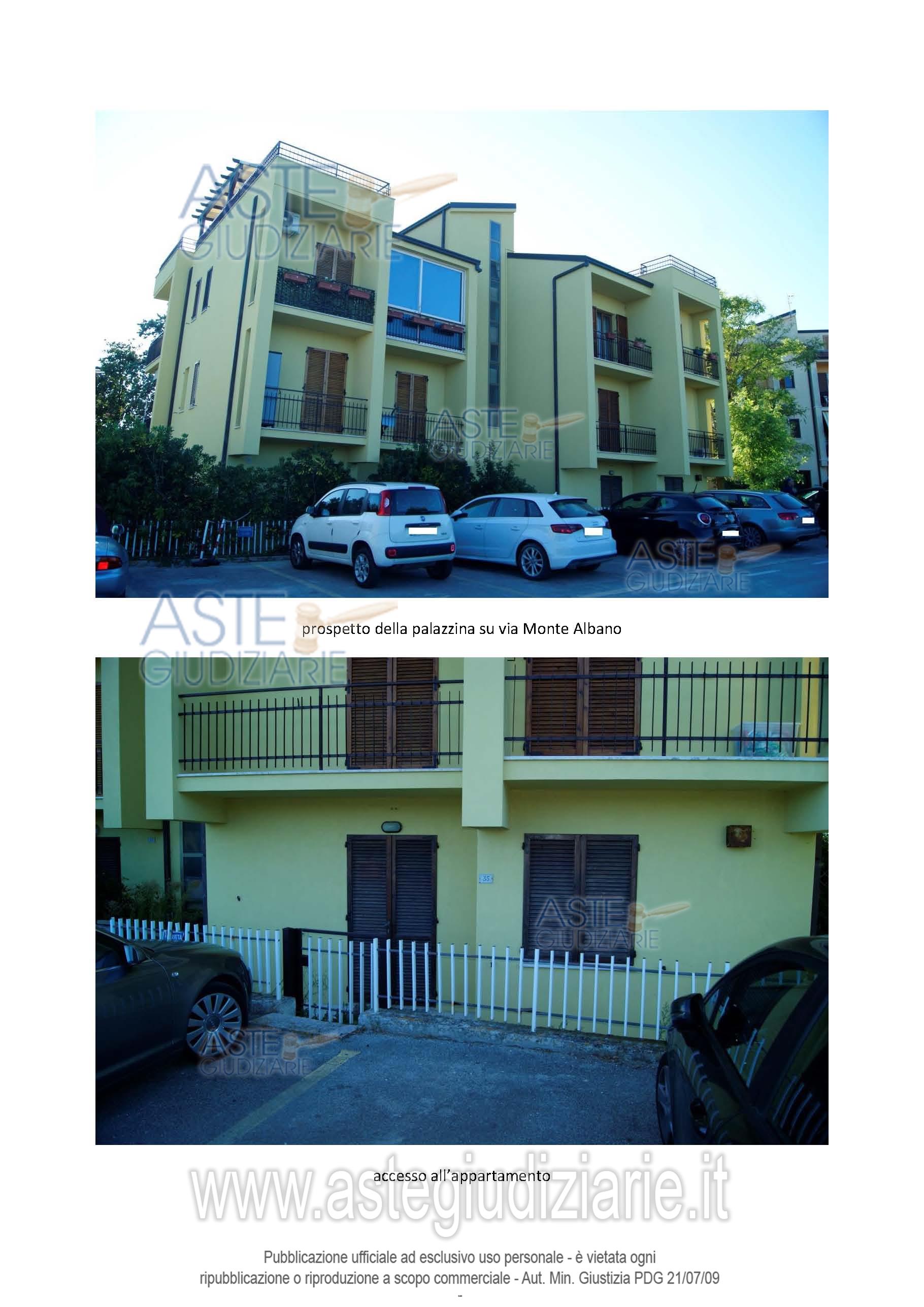 Piena e perfetta proprietà dell’appartamento ad uso civile abitazione, posto al piano interrato avente accesso dal piano terra mediante una porta finestra, composto di: una zona ingresso, una stanza ed un bagno al piano terra; un unico ambiente con una zona cucina a vista separata dal resto della stanza da un muretto, al piano interrato