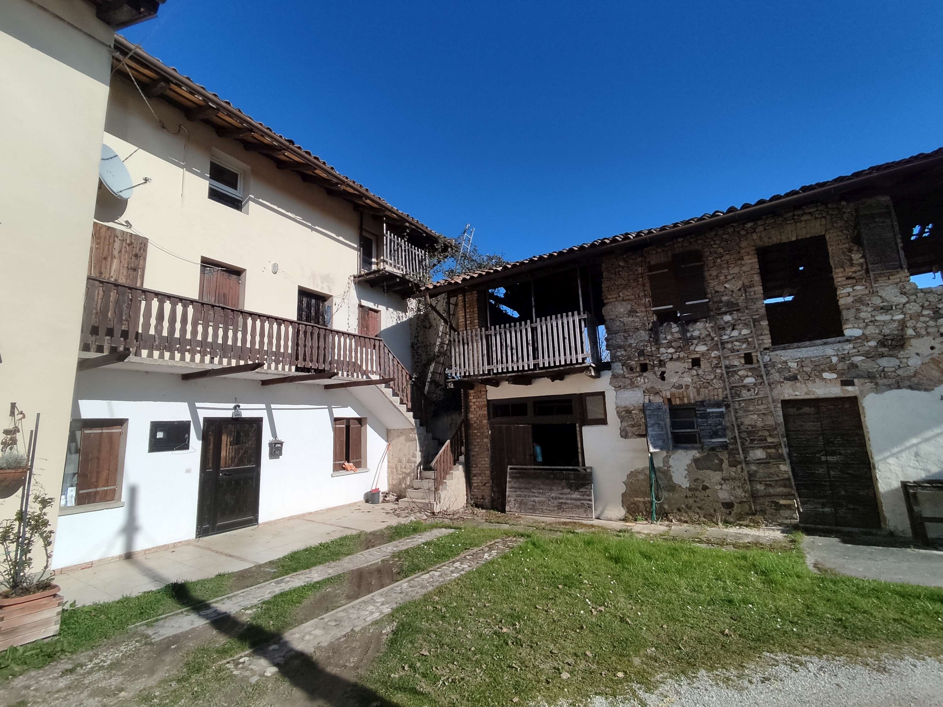 Via Borgo di Sopra, 18