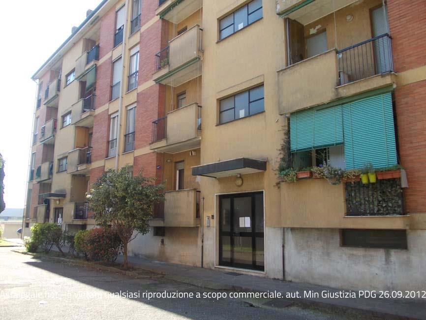 LOTTO UNICO in Comune di Vittuone (MI), via Madonna del Salvatore n