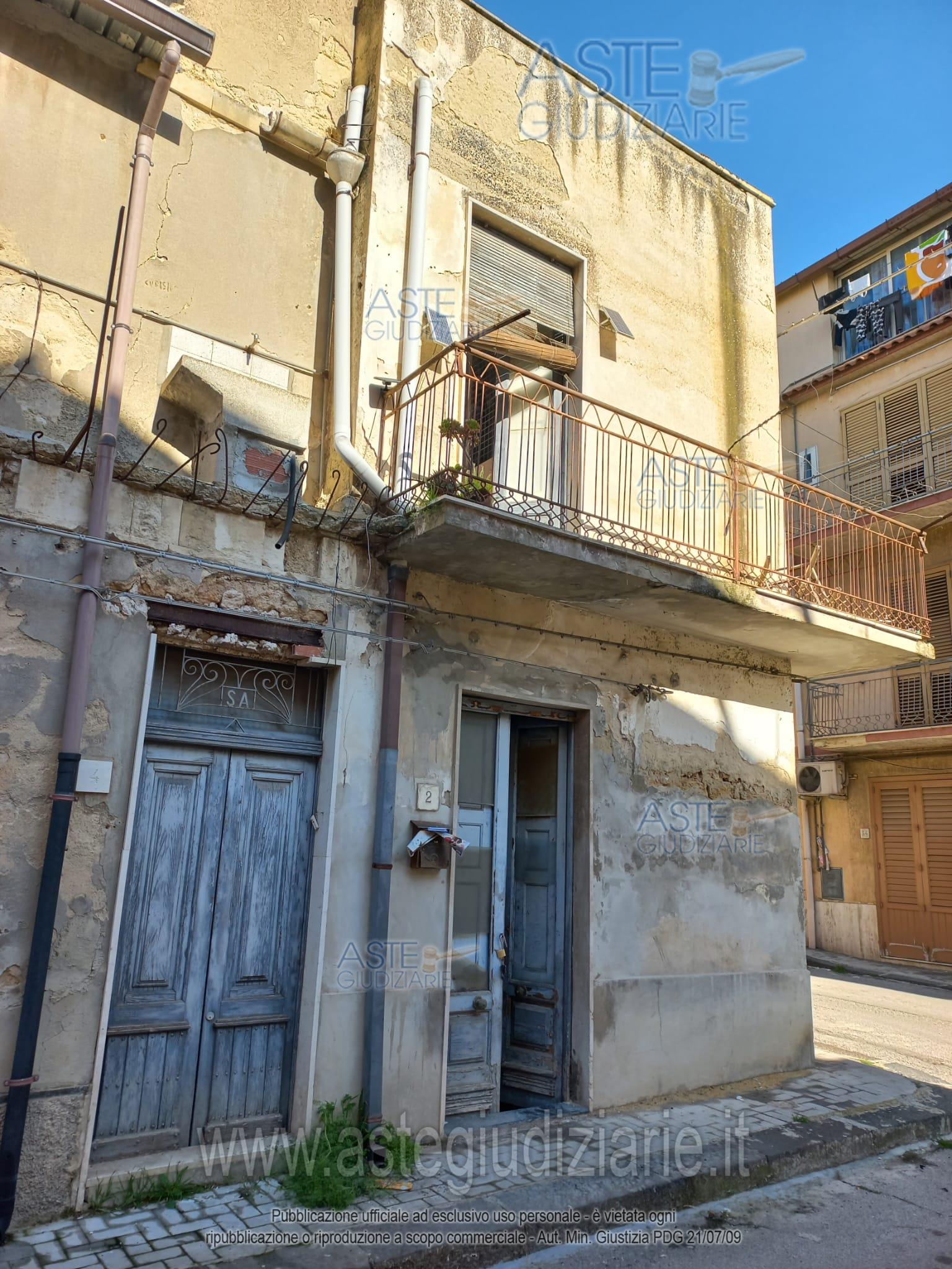 Via Benedetto Croce, 2/4 (Lotto 9)