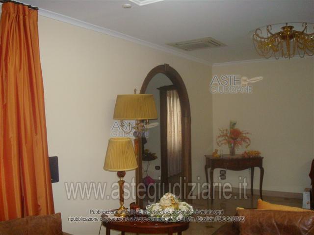 APPARTAMENTO 100 MQ PIANO TERA